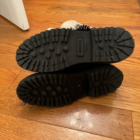 MONCLER JANIS BLACK WHITE WINTER FUR BOOTS IN SIZE 40 US 9 NO BOX - Picture 5 of 6